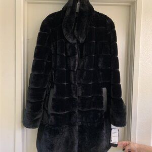 Jones of New York Black Faux Fur Coat size xl